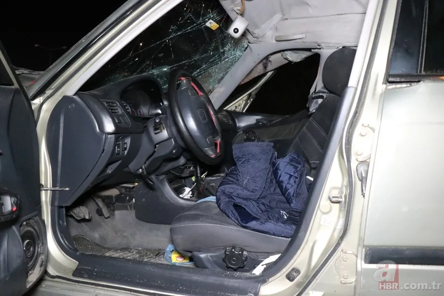 Adapazarı D 100’de korkunç kaza! Bariyerlere giren otomobil kağıt gibi ezildi 5
