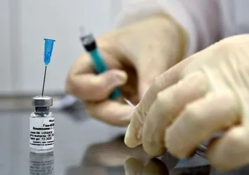 Türkiye Rus yapımı koronavirüs aşısından milyonlarca üretecek