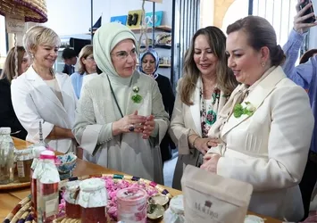 Emine Erdoğan'dan KKTC'de girişimci kadınlara destek