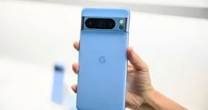 Google yeni telefon modellerini tanıttı