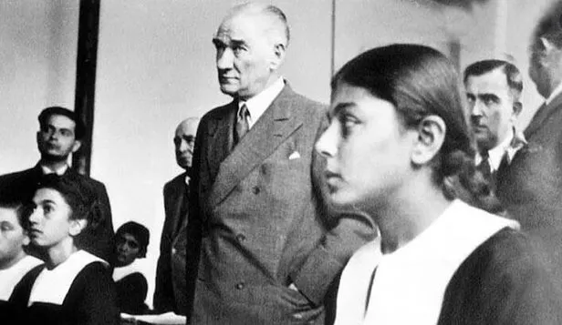 24 Kasım Öğretmenler Günü Atatürk sözleri... Atatürk’ün hiç bilinmeyen, duyulmamış Öğretmenler Günü sözleri!