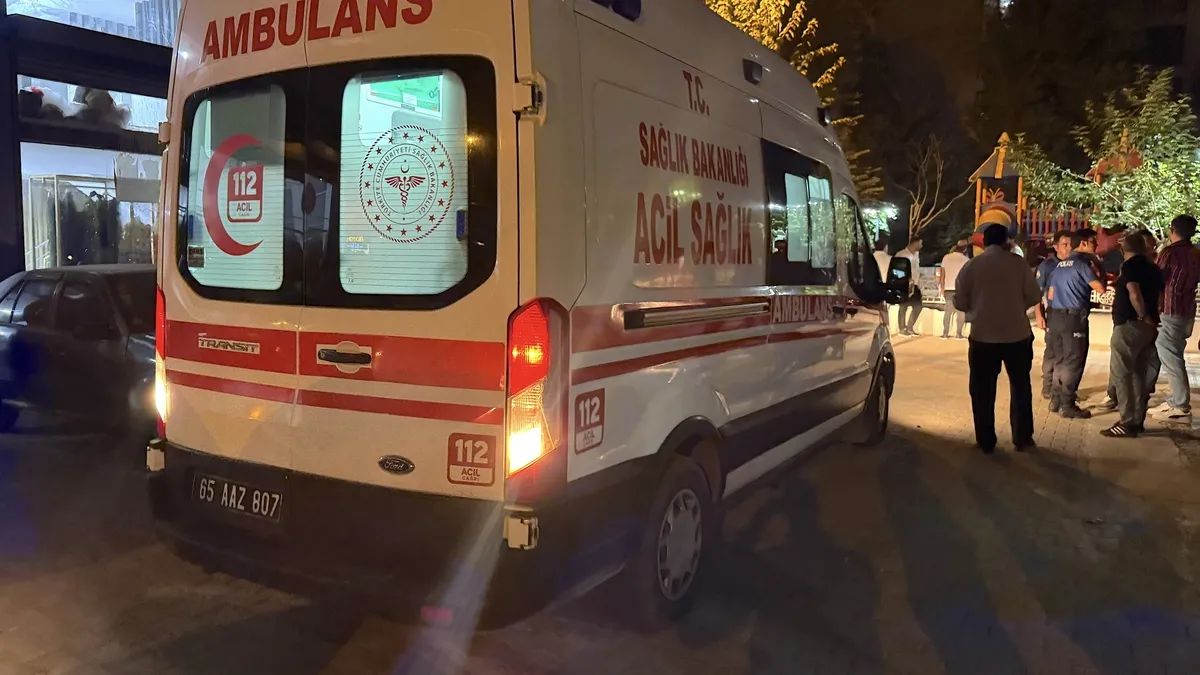 Van'da 16 yaşındaki genç parkta ölü bulundu