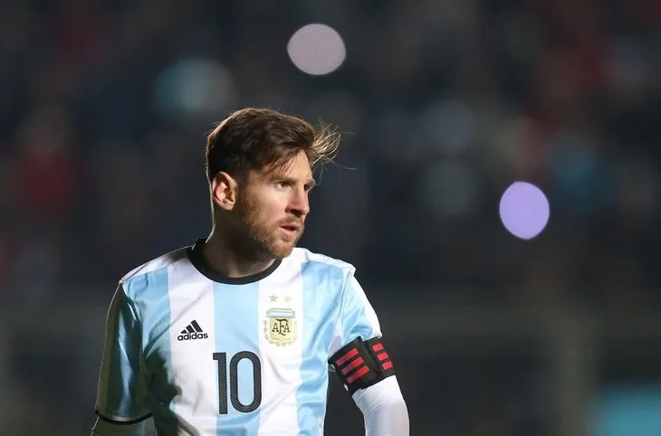Messi milli maçta sakatlandı