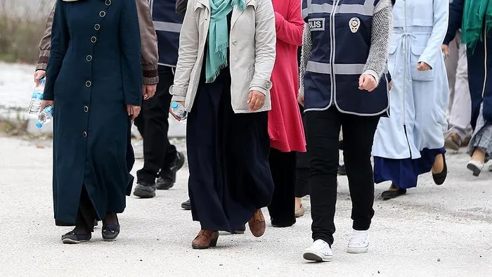 Son dakika: FETÖ'nün "soyunma kabini" kurnazlığı deşifre oldu - 1