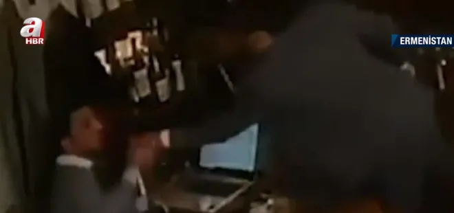 Ermeni bakan gazeteciyi yumrukladı