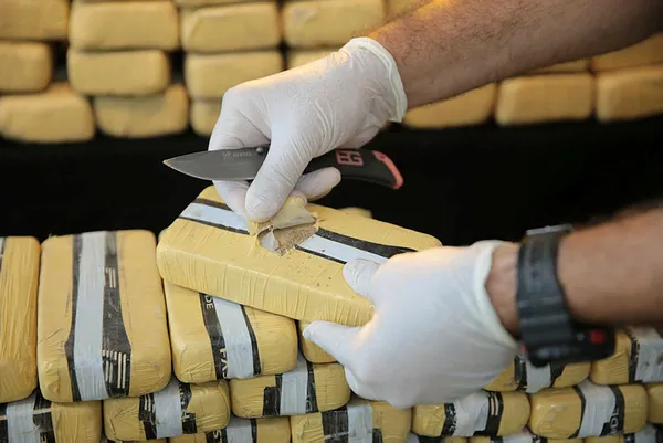 Şanlıurfa'da zehir tacirlerine dev operasyon! 275 kilogram yakalandı - 4