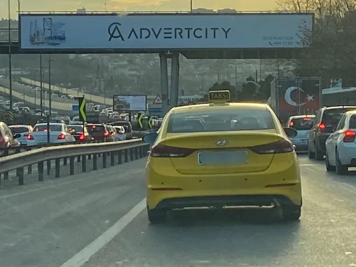Hüseyin Köksal'a plaka tahsis eden isim CHP'li Milletvekili Özgür Karabat çıktı! - 15