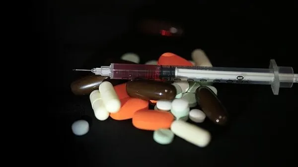 son-dakika-asidan-sonra-koronavirusun-ilaci-da-bulundu-acil-onay-basvurusu-yapildi-1607981322700.jpg Son dakika: Aşıdan sonra koronavirüsün ilacı da bulundu! Acil onay başvurusu yapıldı - 1