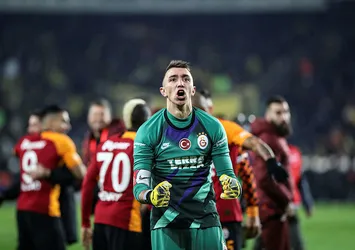 Galatasaray'da flaş Fernando Muslera gelişmesi! 2.5 milyon Euro'ya imza attı