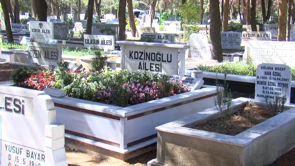 kasif-kozinoglu-dosyasinda-ikinci-dalga-operasyon-sabah-baskinlarinda-9-kisi-gozaltina-alindi-aralarinda-gazet-1789036513009.jpg Kaşif Kozinoğlu dosyasında ikinci dalga operasyon! 1 tutuklama ve 7 adli kontrol - 3