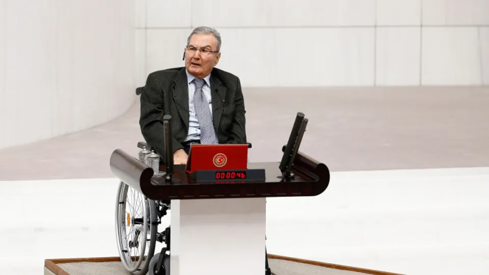 Deniz Baykal TBMM'de yemin etti! Deniz Baykal'ın ilk görüntüsü....