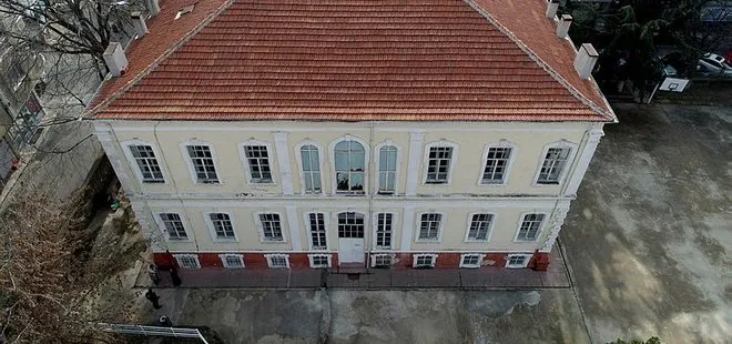 Kırklareli’nde 2. Abdülhamid tarafından yaptırılan tarihi okul salgın döneminde vefanın adresi oldu