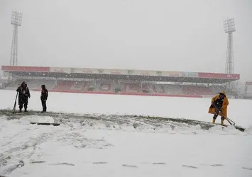 Galatasaray'a Bolu'da kar şoku!
