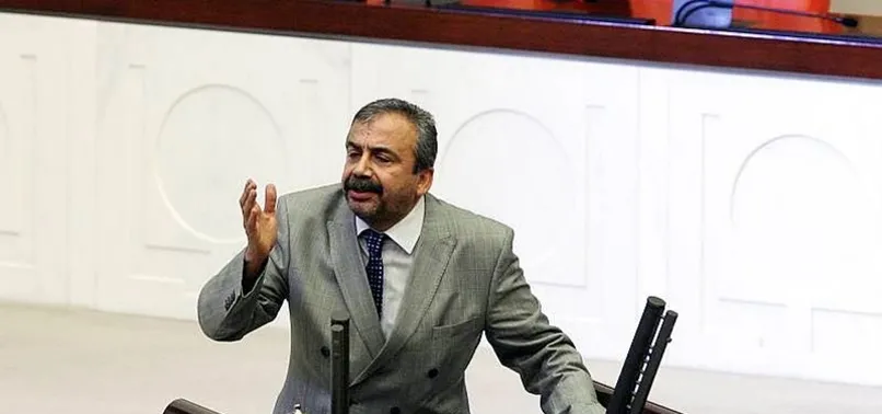 HDP'li Sırrı Süreyya Önder serbest bırakıldı