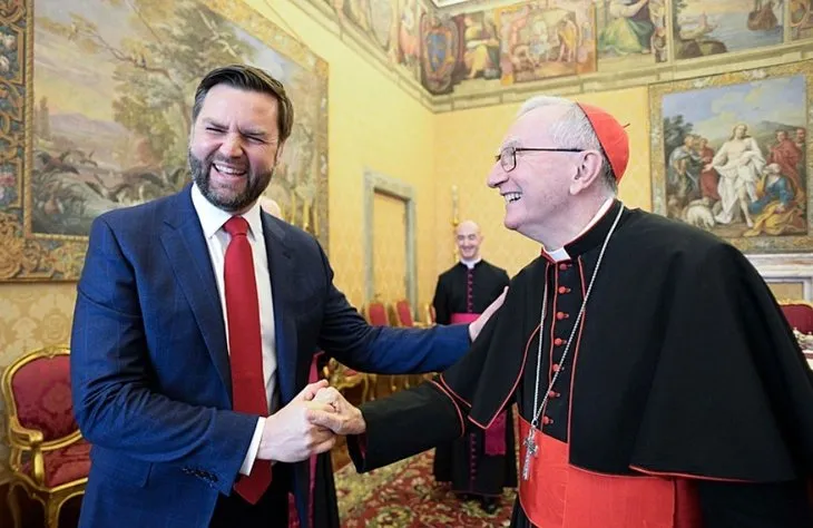 Francis’in tahtına kim oturacak? Gizli kapılar ardında papalık savaşları! İşte Vatikan’ın dünya siyasetinde bilinmeyen etkisi