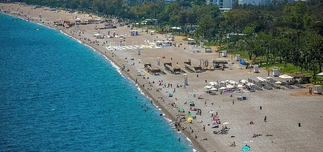Antalya’da tam kapanma sonrası sahillerde yoğunluk!