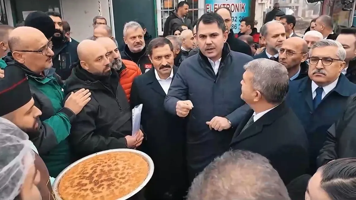 Tarihi Uzun Çarşı yeniden ayağa kalkıyor! Bakan Kurum: 11 ilimizden asla ayrılmıyoruz