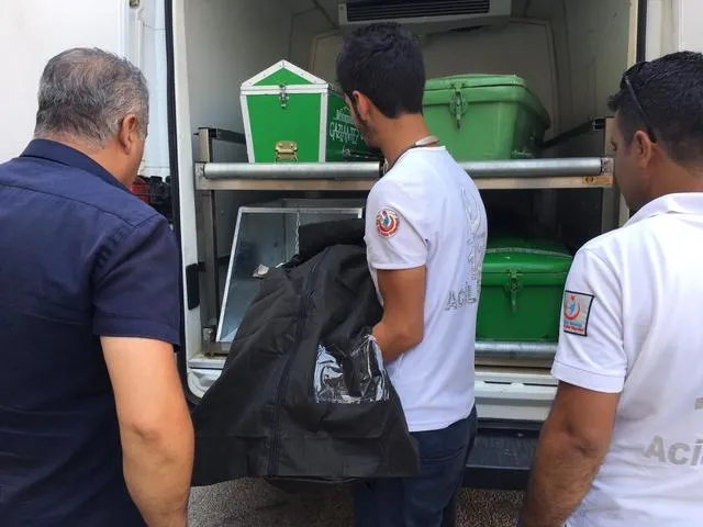 Gaziantep'te ayakkabı kutusunda 3 günlük bebek cesedi bulundu - 1