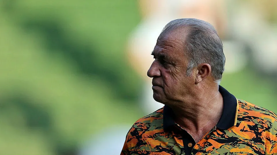 Galatasaray'da radikal karar! Başkan Burak Elmas 'kulüp bulun' dedi! İşte yeni adresleri