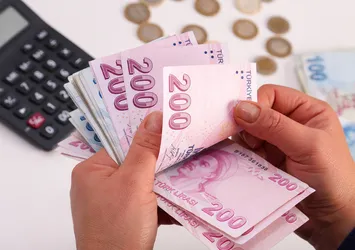 Cumhurbaşkanı Yardımcısı Cevdet Yılmaz "İmkanları zorlayacağız" diyerek açıkladı: Memur zammı yüzde 50'ye yakın olacak