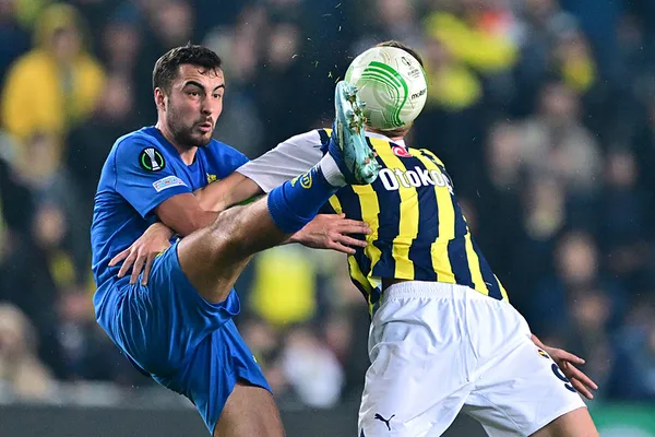 Fenerbahçe UEFA Konferans Ligi'nde çeyrek finalde - 4