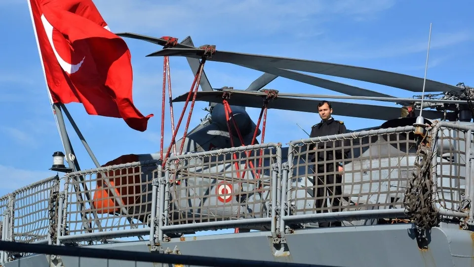 Türk savaş gemileri Bulgaristan'da