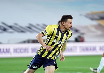 Fenerbahçe'den Mert Hakan Yandaş müjdesi