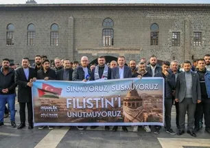 3 ilde katil İsrail'in Gazze'deki katliamları protesto edildi