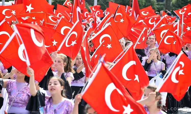 29 Ekim Cumhuriyet Bayramı Mesajları: Cumhuriyet’in 100. Yılına özel en anlamlı, resimli, duygusal, yeni, kısa-uzun, güzel resimli mesajlar… 7