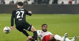 Beşiktaş evinde Gaziantep FK’ye mağlup oldu