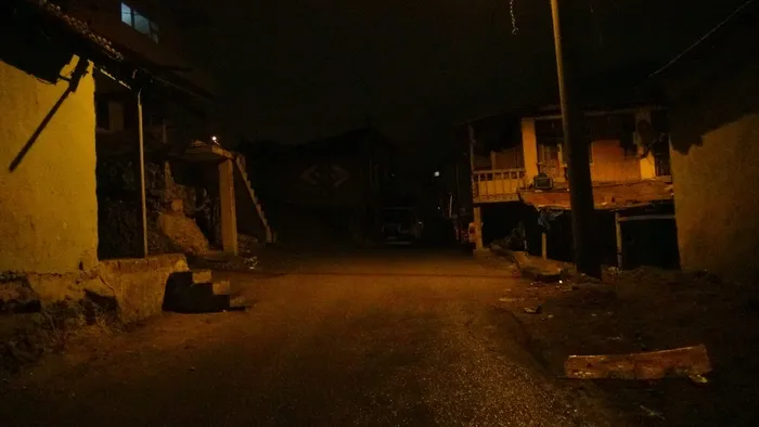 kocaelide-aileler-birbirine-girdi-1-can-kaybi-6-yarali-1645694295721.jpg Kocaeli’de aileler birbirine girdi: 1 can kaybı, 6 yaralı - 1