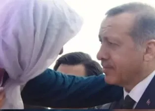 Seçilmiş ilk ve tek Cumhurbaşkanı Erdoğan! Muhtar bile olamaz diyenlere demokrasi dersi