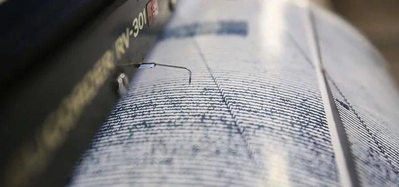 İzmir ve Çanakkale'de deprem