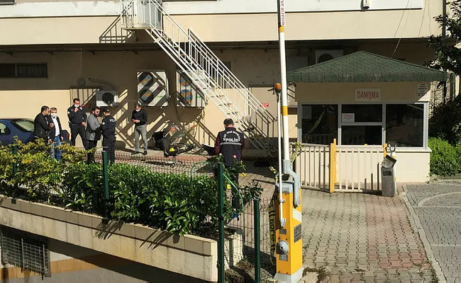 İstanbul’da güvenlik görevlisi silahla öldürüldü - 1