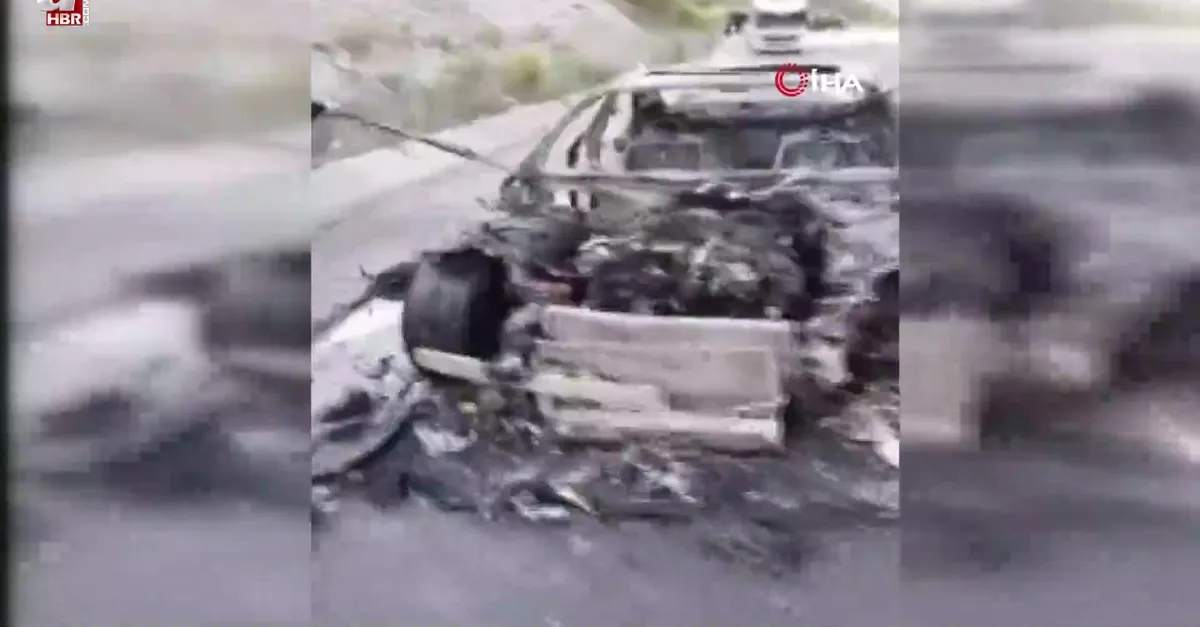 Osmaniye’de yanan otomobil küle döndü