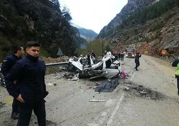 Üzerlerine kaya düşmüştü! Gözyaşları sel oldu