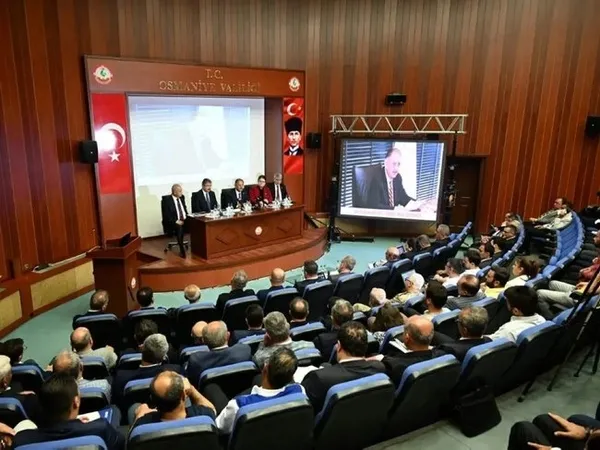 bakan-haseki-yapi-yasagi-getirecegimiz-yerler-var-1687185767788.jpg Bakan Özhaseki Osmaniye'de konuştu: İmar planlarında revize yolda! - 4