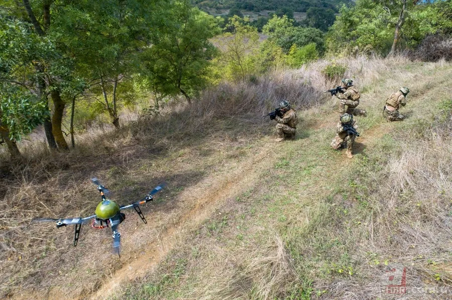 Türk ordusunun gururu SAS komandoları görüntülendi! 8