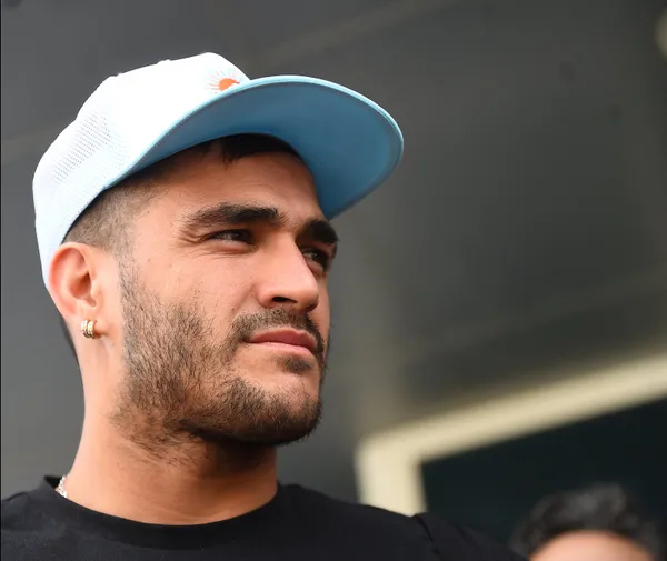 trabzonspor-maxi-gomezin-maliyetini-kapa-acikladi-1662054088698.jpg Trabzonspor Maxi Gomez'in maliyetini KAP'a açıkladı - 1