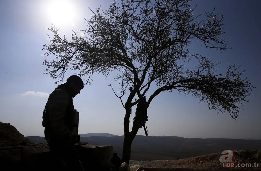 Afrin'de teröristlerin gizlendiği labirent tüneller bulundu 14