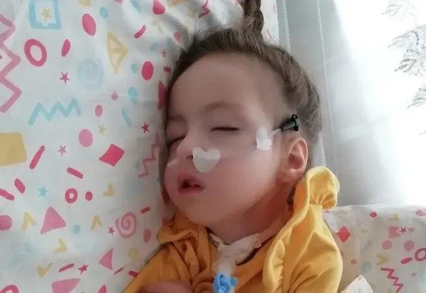 sma-hastasi-sare-ulucay-icin-yatirdigi-para-soke-etti-1650799959517.jpeg SMA hastası Sare Uluçay için yatırdığı para şoke etti! - 1