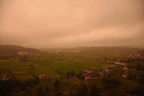 meteorolojiden-pes-pese-uyarilar-geldi-suriyeden-toz-tasinimi-geliyor-kac-gun-surecek-1707428631246.jpeg Göz gözü görmeyecek! Meteoroloji'den kritik toz taşınımı uyarısı! Saat verildi: Suriye'den geliyor | Kaç gün sürecek? - 5