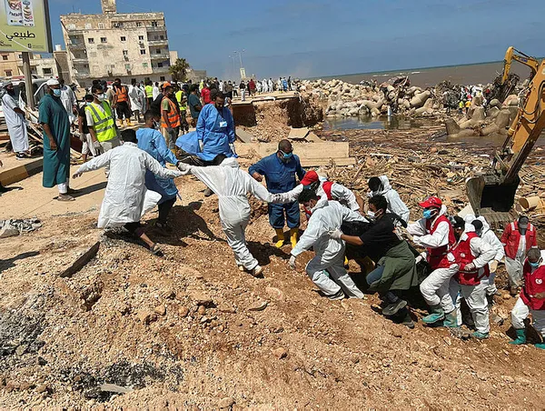 dos-libyanin-derne-kentinde-9-bin-kisi-kayip-1694879363613.jpg