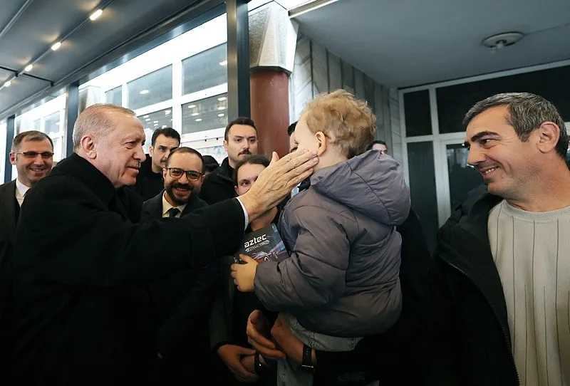 baskan-erdogan-rizede-allahin-hesabi-galip-gelecek-1774007708299.jpeg Başkan Erdoğan Rize'de: Allah'ın hesabı galip gelecek - 2