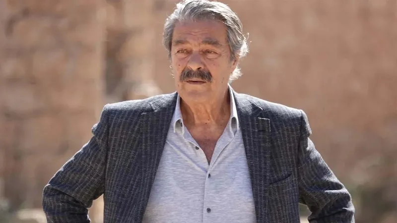 Kadir İnanır son dakika! Kadir İnanır yoğun bakımda mı, sağlık durumu nasıl? Bakan Fahrettin Koca açıkladı! Herkes uyanmasını bekliyordu...