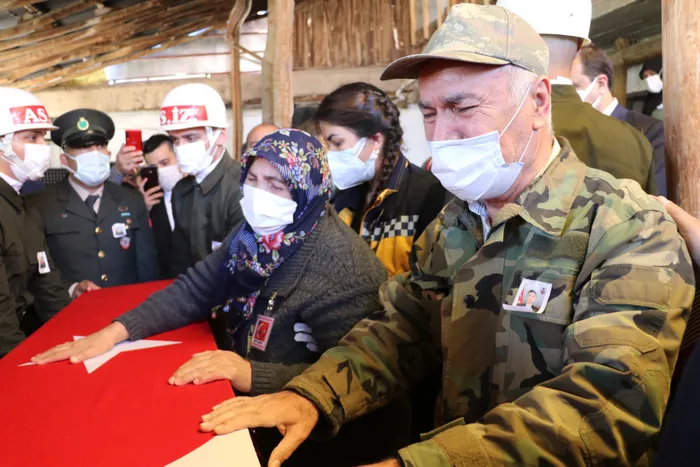 ’Pençe-Yıldırım Harekatı’ şehidi Isparta’da son yolculuğa uğurlandı