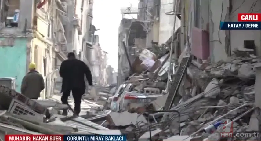 Korku filmini aratmayan görüntüler! Hatay Defne’de sokaklar enkaz yığını | A Haber görüntüledi 4