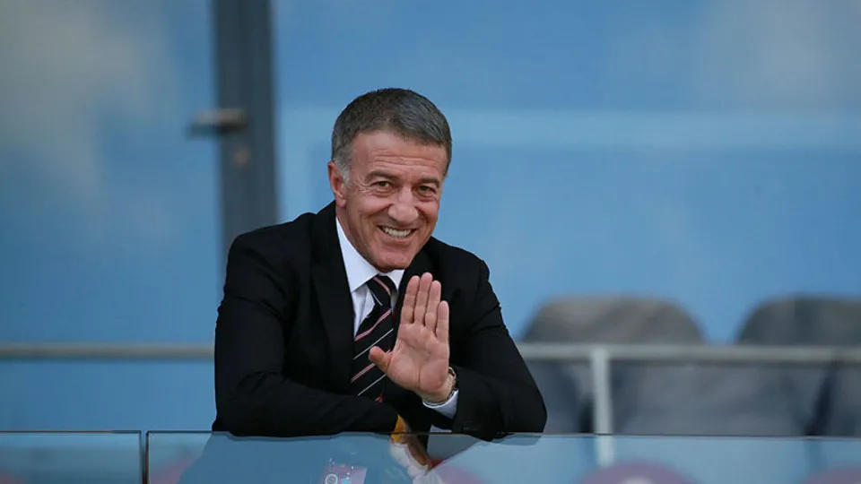 Trabzonspor Başkanı Ahmet Ağaoğlu'ndan Ali Koç'u ters köşe yapan soru: Madem paran yok...