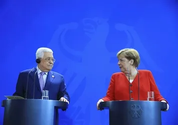 Angela Merkel'den flaş Filistin açıklaması