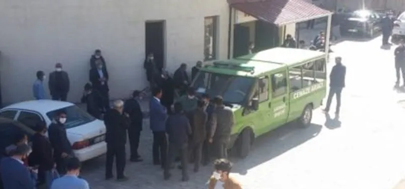 CHP'YE YAKINLIĞI İLE BİLİNEN MEDYA KURULUŞLARI VAN'DA SALDIRIYA UĞRAYAN VEFA SOSYAL DESTEK GRUBU GÖNÜLLÜLERİ İÇİN ŞEHİT DİYEMEDİ!